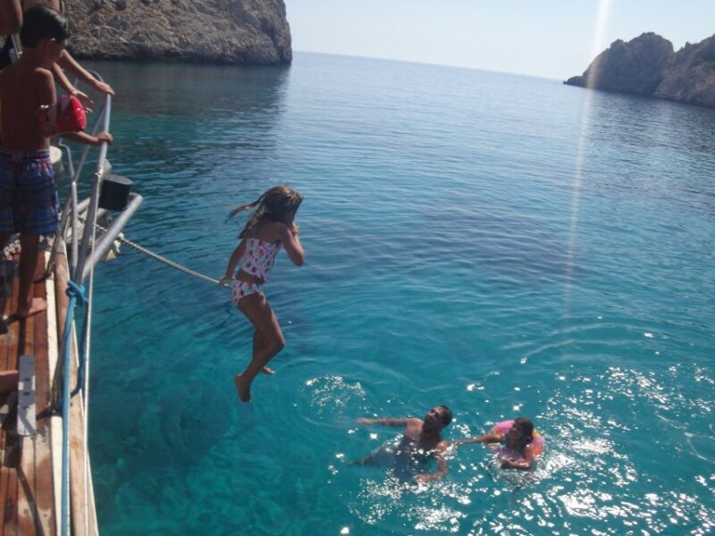 Chios: Sailing Boat Cruise to Oinouses with Meal & Drinks - What Makes This Sailing Cruise Special?