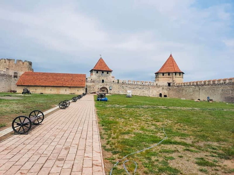 Chisinau: Discover Soviet Heritage of Transnistria - The Sum Up