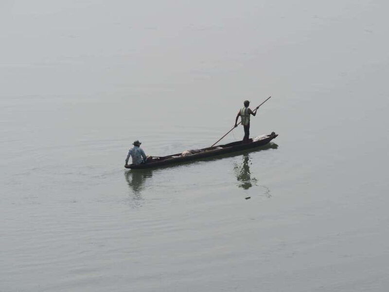 chitwan-canoeing-jungle-walk-and-multi-day-trek