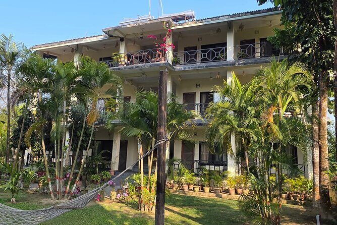 Chitwan Jungle Safari 2 Nights 3 Days with jeep safari & Meals - A Closer Look at the Chitwan Jungle Safari