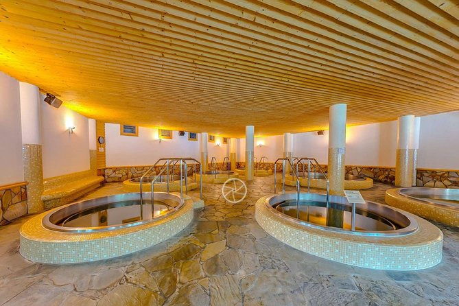 chocholowskie-thermal-baths-full-access-with-private-transfers-from-krakow