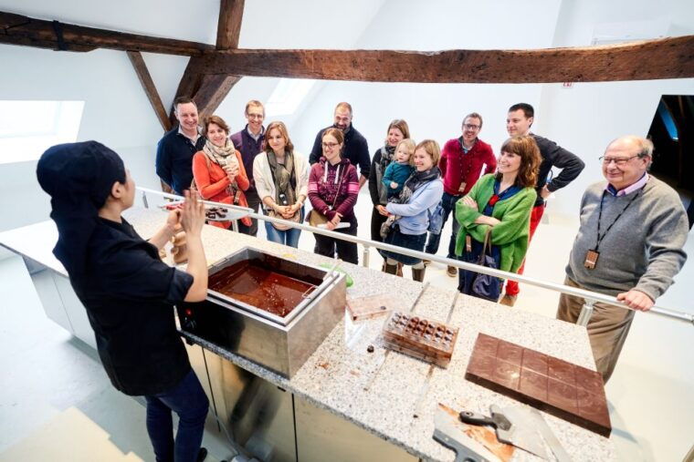 choco-story-brussels-chocolate-museum-entrance-with-tasting