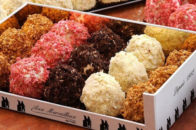 chocolate-and-pastry-walking-tour-in-montmartre-paris