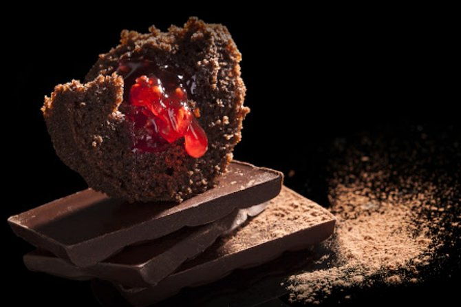 chocolate-fondue-in-the-dark