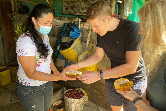 chocolate-tour-near-medellin