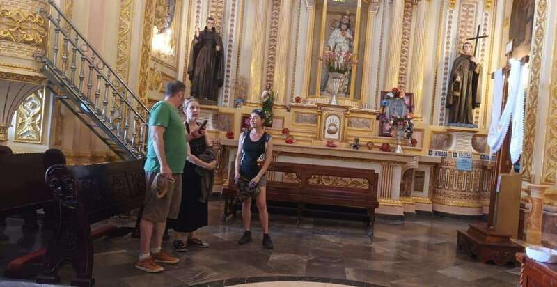 cholula-walking-tour-with-an-archaeologist