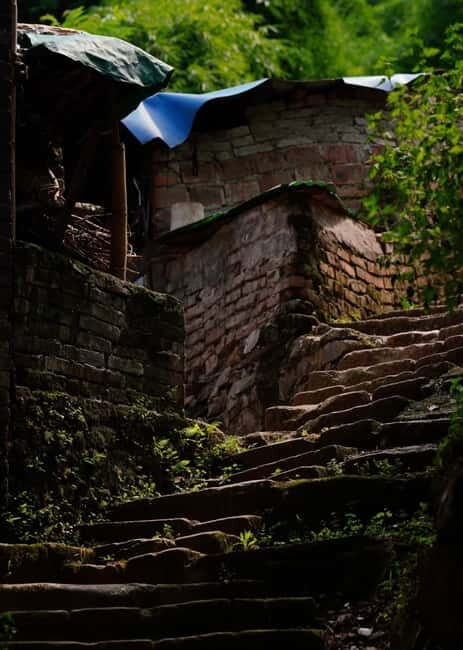 Chongqing Beibei: Scenic Mountain, University & Old Street - FAQ