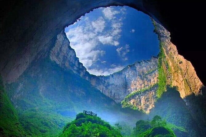 Chongqing City Tour with Private Car Ride - The Three Natural Bridges: A Geological Masterpiece