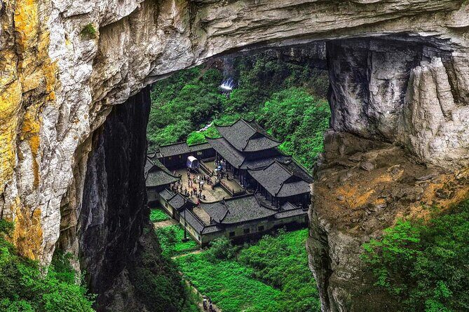 Chongqing City Tour with Private Car Ride - Longshuixia Gap: Diving into the Depths of Nature