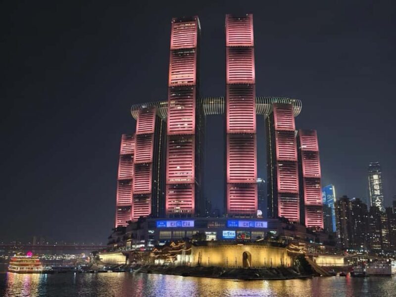 Chongqing Face-Changing Show & Yangtze River Night Cruise - A Closer Look at the Experience