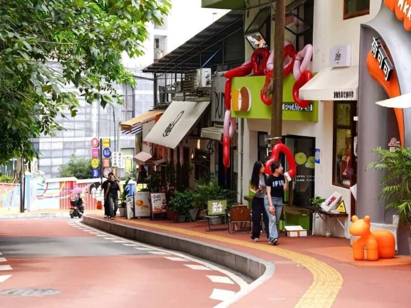 ChongQing Guanyinqiao: A 3-Hour Urban Adventure - Exploring the Vibrant Guanyinqiao District