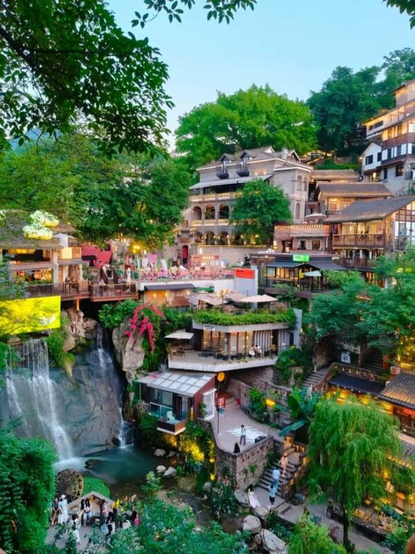 Chongqing History Walk: Temples, Old Streets & Ancient Road - Key Points