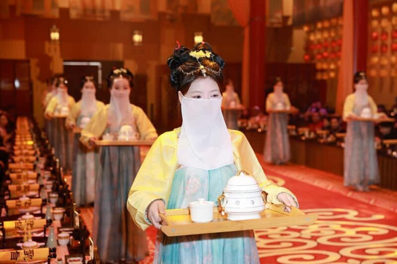 Chongqing: Imperial Cultural Dinner Show  QingYuYan - Who Is This Experience Best For?