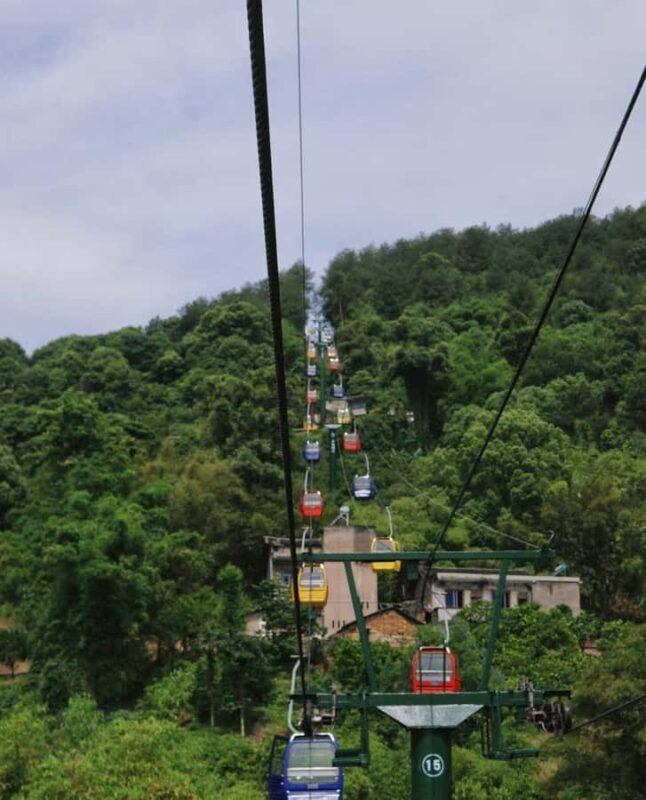 Chongqing: Jinyun Mountain, Museum & Old Street Tour - Chengjiang Old Street — Sunset and Local Flavors