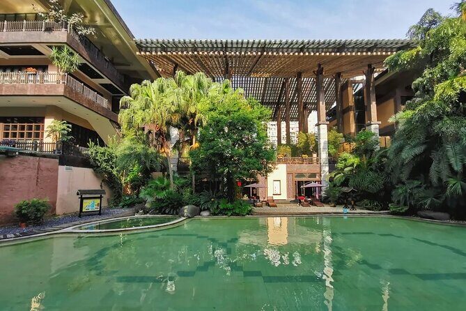 Chongqing Luxury Hot Spring and Massage Luxury Meal Private Tour - Exploring the Itinerary: What to Expect