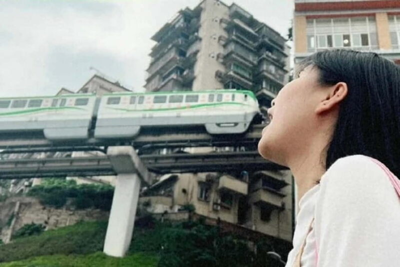 Chongqing Private Day Tour with Li Yan Ba Guo Performance - Exploring the Itinerary in Detail