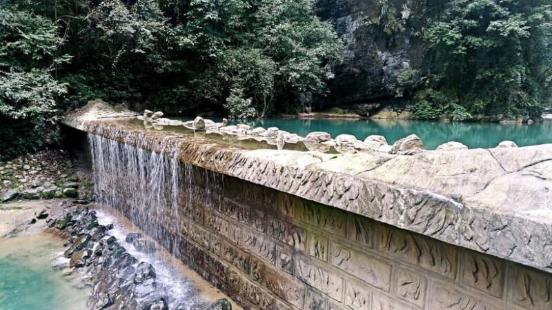 Chongqing: project 816, Wulong 2-Day Private Tour - Who Is This Tour Best For?