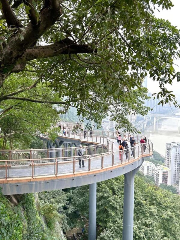 Chongqing: Skywalk, Air-Raid Shelter, Hidden Alley& Teahouse - Key Points