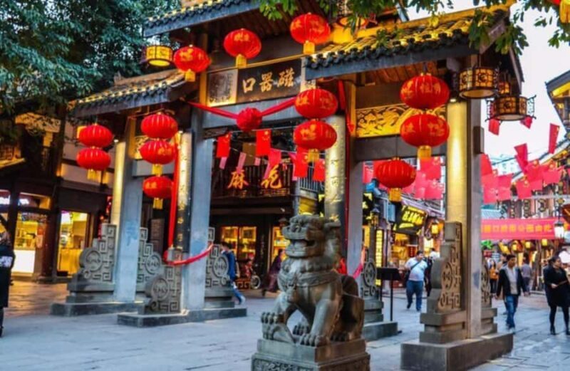 Chongqing Two Rivers Night Tour + Ciqikou Play Tour - Key Points