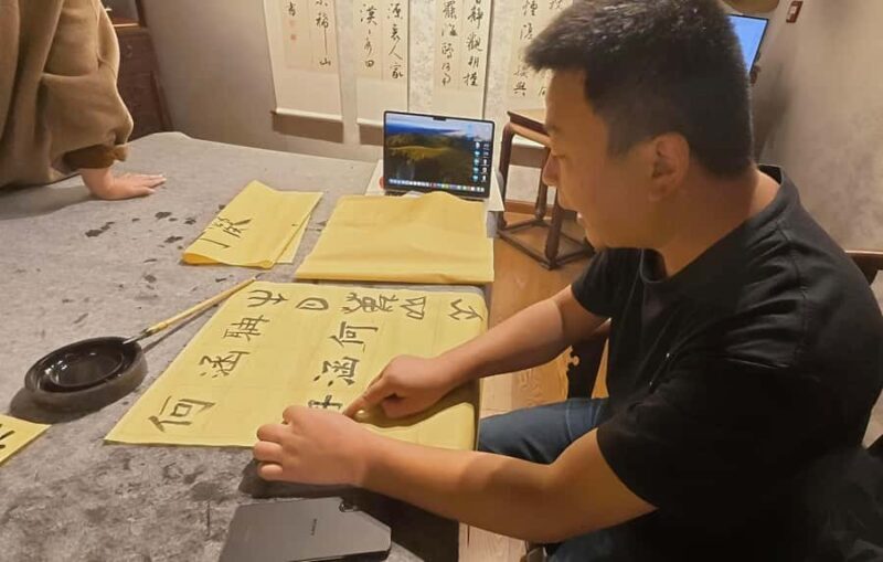 Chongqing:Chinese Calligraphy Experience - What You Take Home