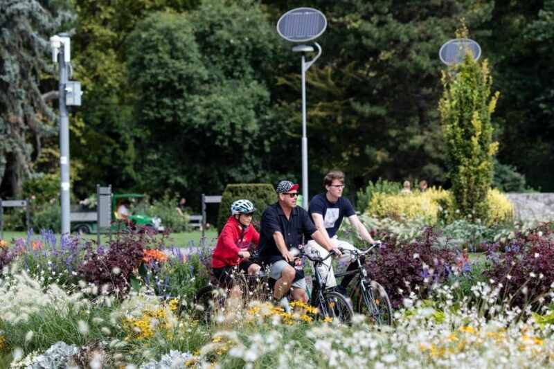 choose-a-bicycle-and-make-your-own-tour-in-budapest-24-hrs