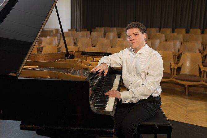 chopin-recital-your-unique-moments-with-chopin-in-warsaw