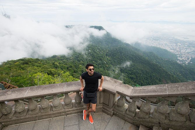 christ-redeemer-with-a-photographer