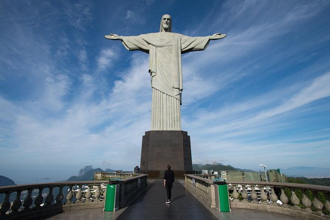 christ-statue-and-sugarloaf-private-tour-with-a-photographer