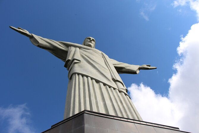 christ-the-redeemer-and-selaron-half-day-city-tour