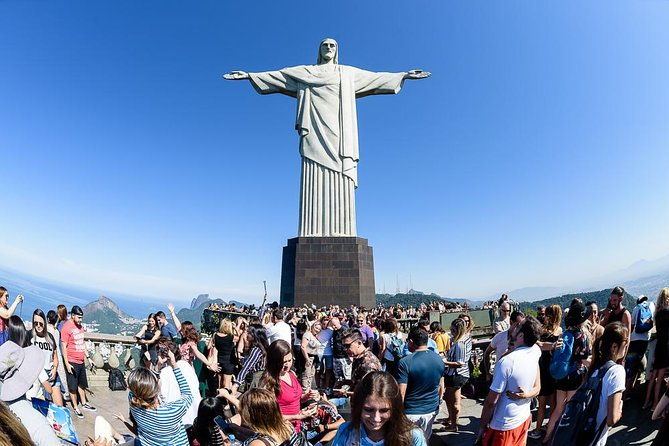 christ-the-redeemer-sunset-at-sugarloaf