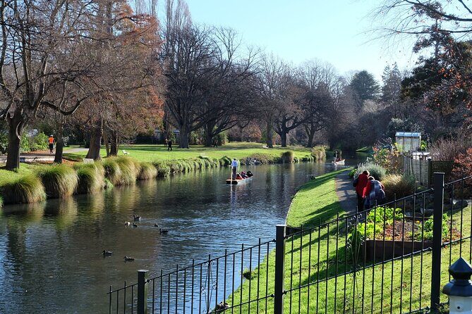 Christchurch City & Waipara Valley Wine Tour - Wine Tasting in Waipara: Boutique Wineries with Character