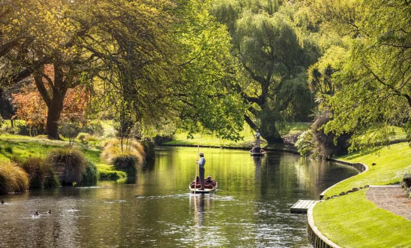 Christchurch: Private Full-Day City Tour - FAQ