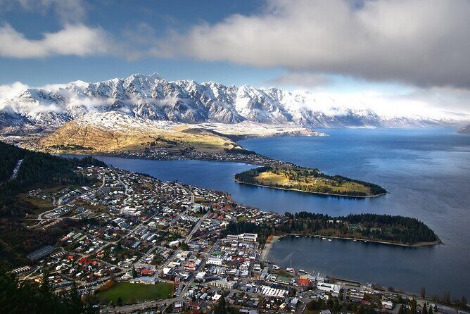 Christchurch to Queenstown One way via Mt Cook with Breakfast - Key Points