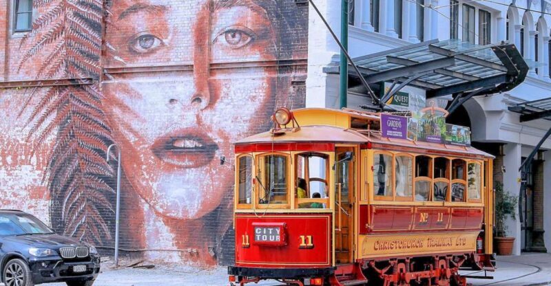 Christchurch: Tram, Punt and Gondola Ride Combo Ticket - The Tranquil Waterway: The Avon River Punt Ride
