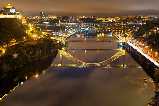 christmas-all-inclusive-dinner-river-cruise-with-dj-on-board