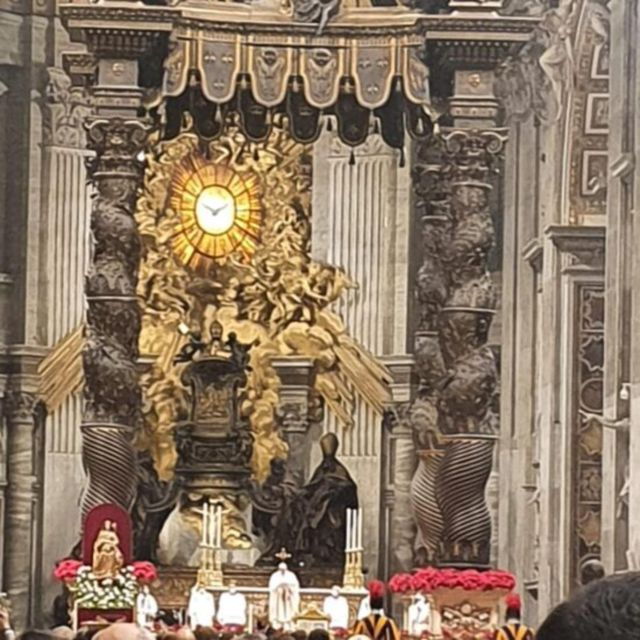 christmas-eve-mass-at-the-vatican-with-pope-francis