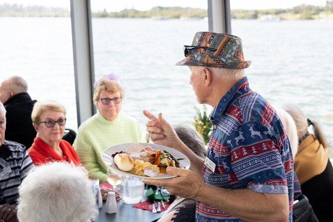 Christmas in July Cruise with Lunch and Live Music - Practical Details & Considerations