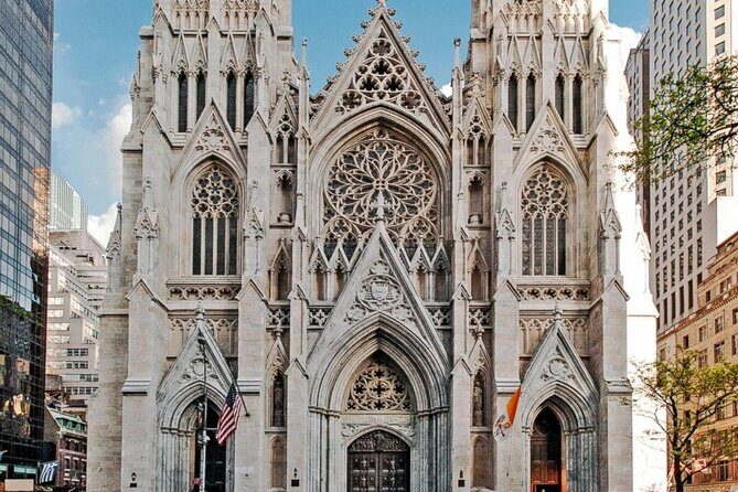 Christmas in New York: Private Holiday History Tour - The Sum Up