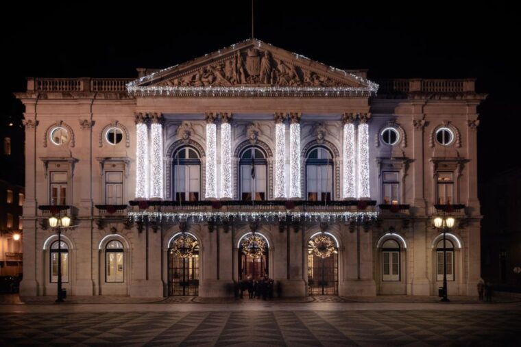 christmas-lights-creative-photography-in-lisbon