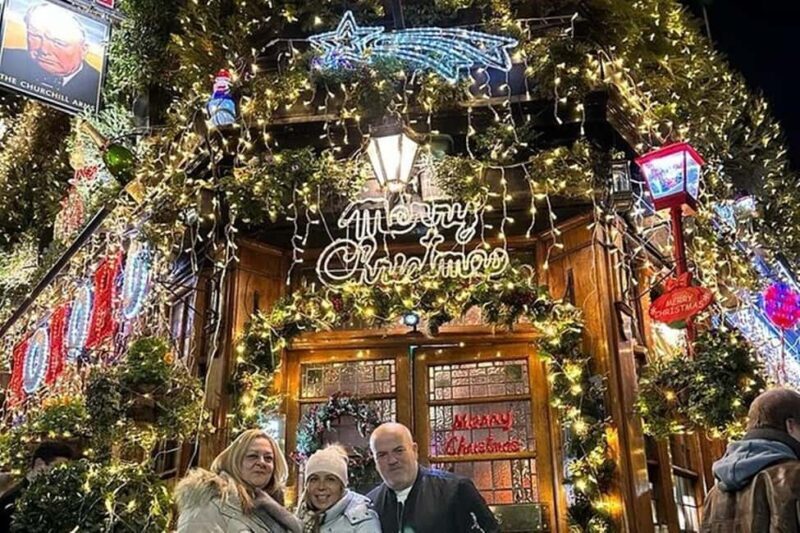 Christmas Lights Taxi Tour with Hotel Pickup - FAQ