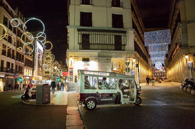 christmas-lights-tour-in-madrid-in-private-eco-tuk-tuk