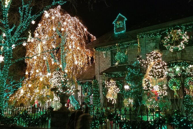 christmas-lights-tour-of-dyker-heights-brooklyn