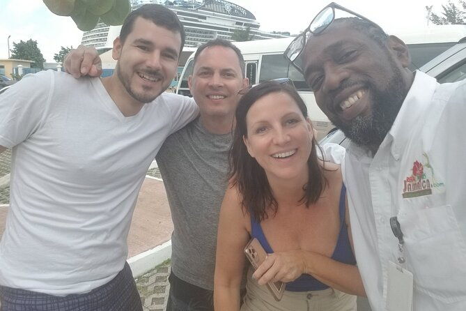 chuck-norris-secret-falls-and-dunns-river-falls