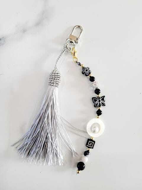 chuncheon-south-korea-beads-craft-experience