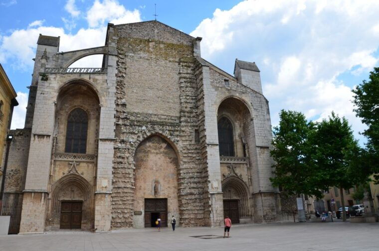 churches-of-provence-french-countryside-private-tour