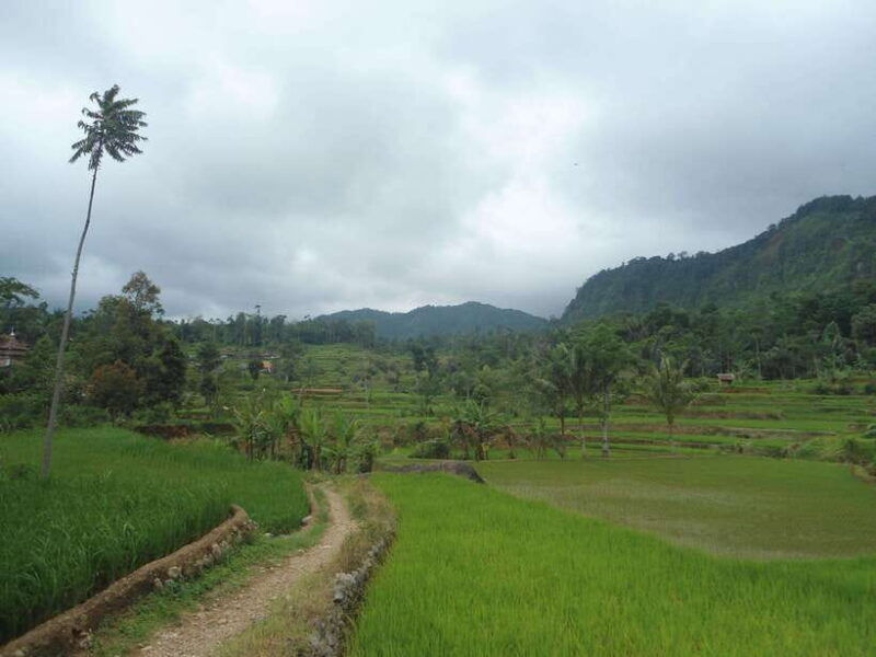 cianjur-motor-bike-trip-the-remote-village-and-waterfall