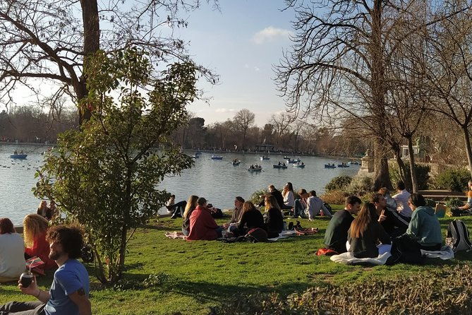 cibeles-rooftop-and-retiro-park-tour-with-professional-guide