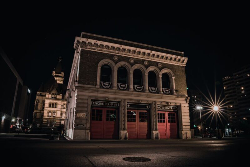 Cincinnati: Ghosts & Poltergeists Haunted Walking Tour - Authentic Experiences from Past Participants
