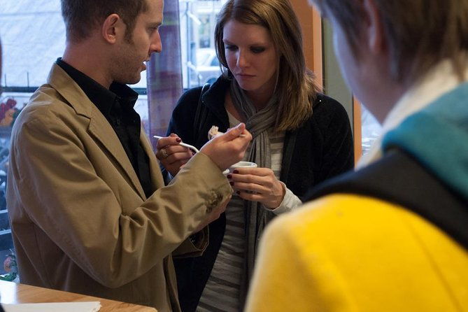 cincinnatis-original-findlay-market-tour-with-tastings