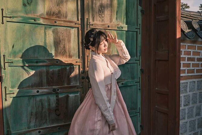 Cinematic Hanbok Photoshoot - Key Points